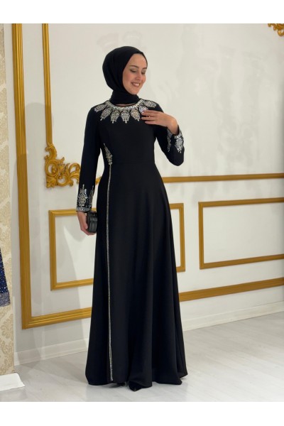 Zuhal Sagsöz Yaka Detay Elbise